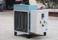 ů�L(f��ng)�C